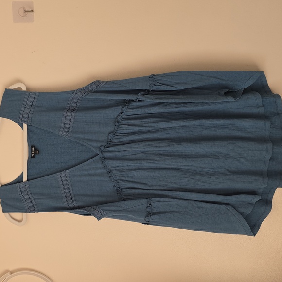 Torrid Blue V-Neck Tank Top - Picture 4 of 7